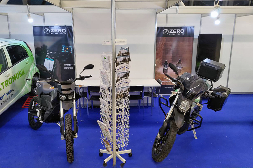 Motocykly Zero byly k vidění na mezinárodní výstavě Info Therma 2023